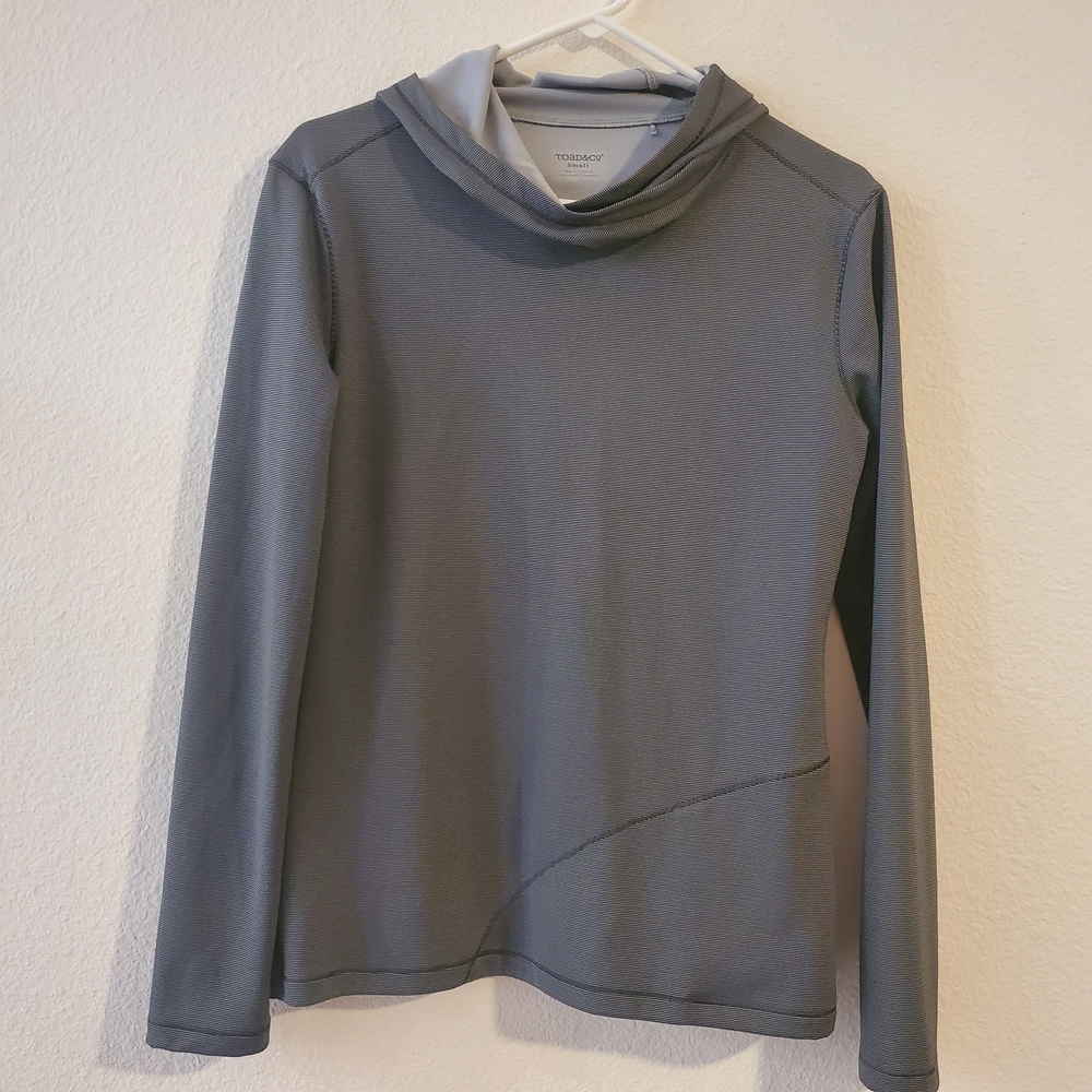 Toad&Co Cool Gray Hooded Women's Long Sleeve Pullover